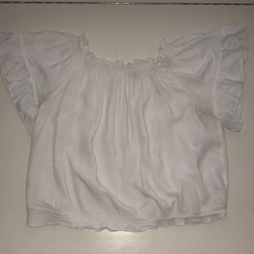 SOLD💁🏼‍♀️🛍 Brandy Melville Off Shoulder - Picture 2 of 5